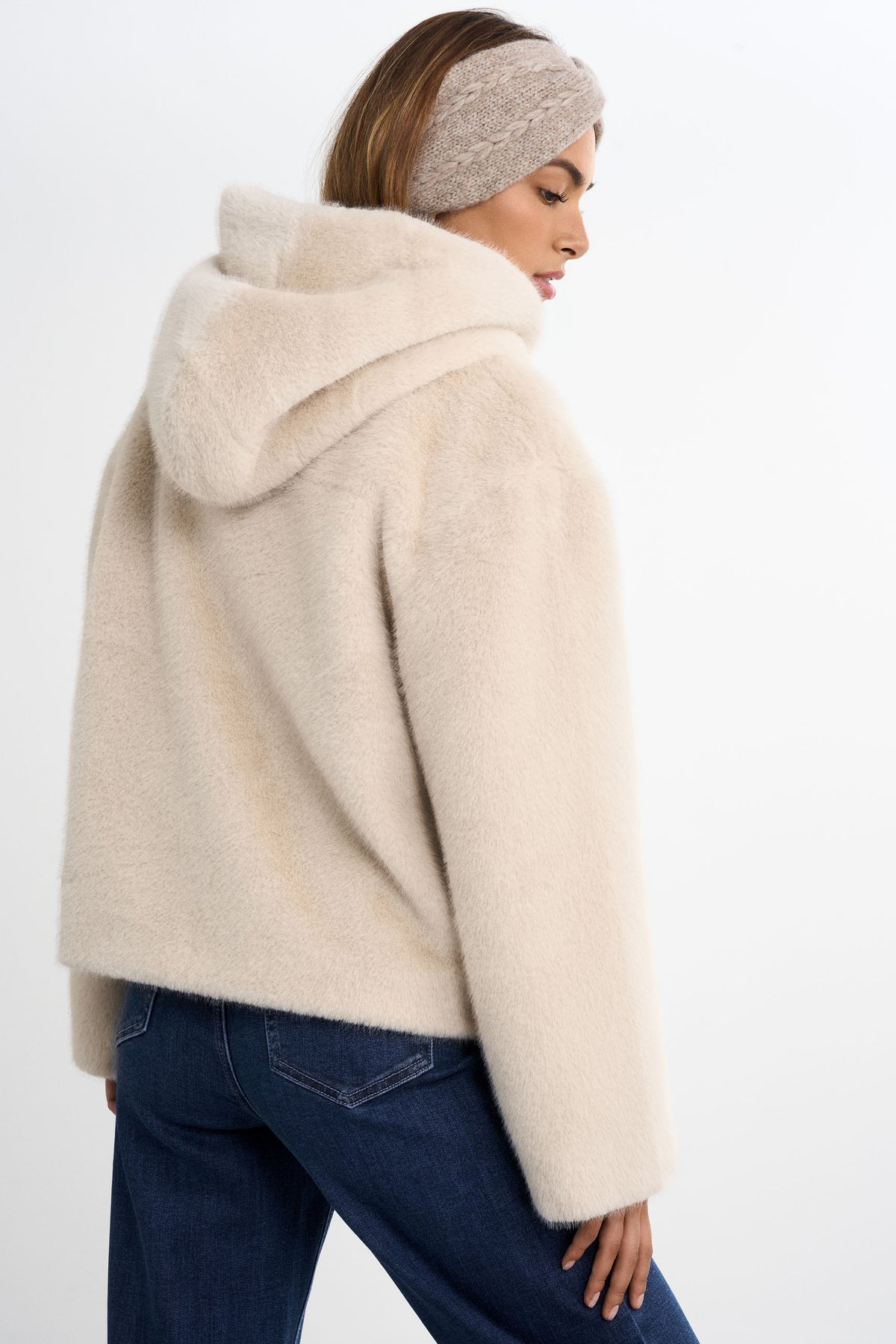 veste en fausse fourrure