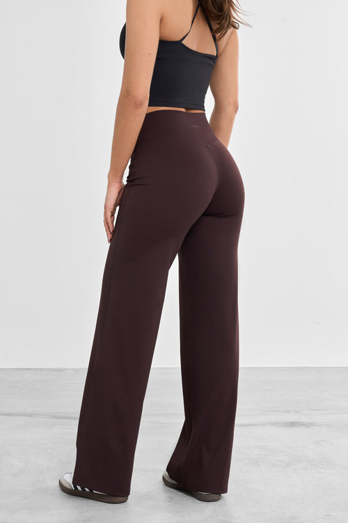 Signature Straight Leg Pants