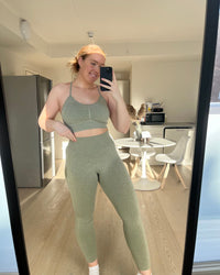 Peachy Scrunch Leggings