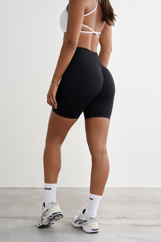 Seamless Scrunch Shorts